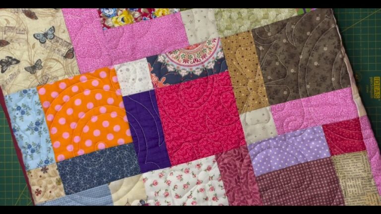 Colchas Artesanales: Elegancia y Detalles de Costura