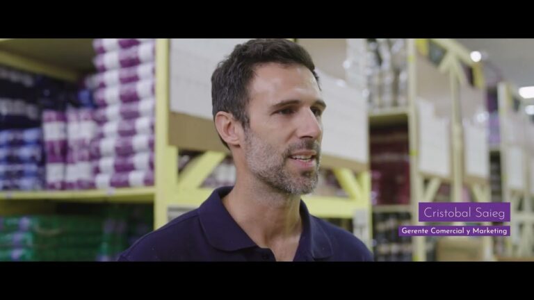 Materiales Ecoamigables en la Costura de Moda Sostenible