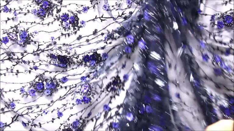 Arte Textil: Bordados en la Costura de Vestidos