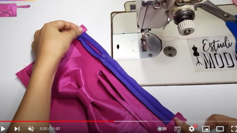 Costura Creativa: Innovaci&oacute;n en Bolsos y Carteras