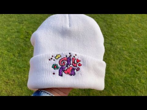 Gorros de Tela Bordados a Mano: Estilo y Exclusividad Artesanal